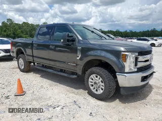 2019 Ford F-250 XL with VIN 1FT7W2BT3KEE86518, listed as a Copart auction lot 61844105 with 159,428 mi miles and Non repairable. Bid and sale history available at DreamBid. Image 4.