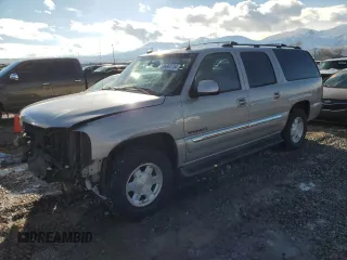 2004 GMC Yukon XL SLT with VIN 1GKEC16T24J120519, listed as a Copart auction lot 84963154 with 185,599 mi miles and Salvage Title. Bid and sale history available at carsss.com. Image 1.