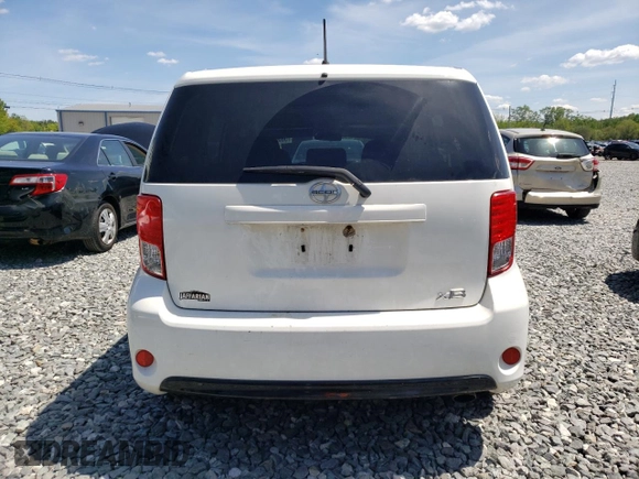 2014 Scion xB z VIN JTLZE4FE9EJ064207, wystawiony jako Copart lot #58377305 z przebiegiem 164 574 mil mil oraz Czysty tytuł • Clean title. Historia ofert i sprzedaży dostępna na DreamBid. Obrazek 6.