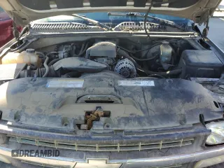 2000 Chevrolet Silverado 1500 LS with VIN 2GCEC19T0Y1101958, listed as a Copart auction lot 75358404 with Not Provided miles and Clean Title. Bid and sale history available at carsss.com. Image 11.
