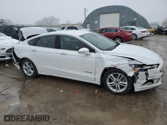 2018 Ford Fusion SE with VIN 3FA6P0LU5JR172097, listed as a Copart auction lot 73451162 with 62,029 mi miles and . Bid and sale history available at DreamBid. Image 4.