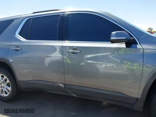 2018 Chevrolet Traverse LT Cloth with VIN 1GNERGKW1JJ170280, listed as a IAAI auction lot 42021923 with 111,742 mi miles. Bid and sale history available at carsss.com. Image 13.