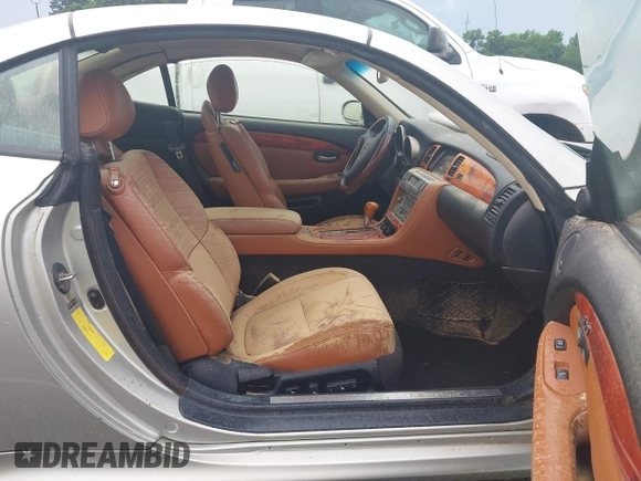 2005 Lexus SC 430 with VIN JTHFN48Y750068203, listed as a IAAI auction lot 42270237 with 178,539 mi miles and . Bid and sale history available at DreamBid. Image 5.