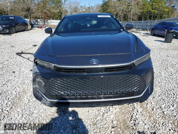 2023 Toyota Crown XLE z VIN JTDAAAAF6P3006632, wystawiony jako Copart lot #41486855 z przebiegiem 24 517 mil mil oraz Szkoda całkowita • Salvage title. Historia ofert i sprzedaży dostępna na DreamBid. Obrazek 5.