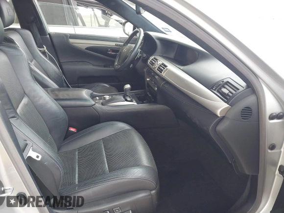 2013 Lexus LS 460 with VIN JTHBL5EF2D5121288, listed as a IAAI auction lot 41626678 with 142,132 mi miles and . Bid and sale history available at DreamBid. Image 5.