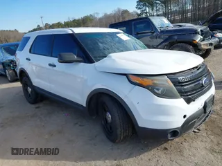 2014 Ford Utility Police Interceptor with VIN 1FM5K8AR0EGC28263, listed as a IAAI auction lot 41343573 with 192,634 mi miles. Bid and sale history available at carsss.com. Image 1.