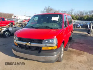 2020 Chevrolet City Express Cargo z VIN 1GCZGGFG5L1188853, wystawiony jako IAAI lot #41790969 z przebiegiem 104 599 mil mil oraz . Historia ofert i sprzedaży dostępna na DreamBid. Obrazek 18.