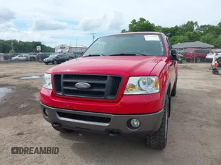 2007 Ford F-150 XLT z VIN 1FTPX04597KD31044, wystawiony jako IAAI lot #42590208 z przebiegiem 161 415 mil mil oraz . Historia ofert i sprzedaży dostępna na DreamBid. Obrazek 6.