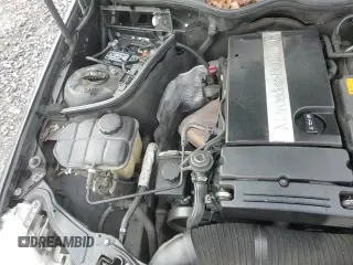 2005 Mercedes-Benz C 230 Kompressor z VIN WDBRF40J75F578685, wystawiony jako Copart lot #48996075 z przebiegiem 127 043 mil mil oraz Szkoda całkowita • Salvage title. Historia ofert i sprzedaży dostępna na DreamBid. Obrazek 15.