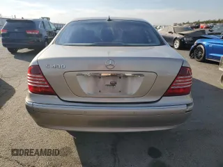 2005 Mercedes-Benz S 430 z VIN WDBNG70J55A439102, wystawiony jako Copart lot #78028324 z przebiegiem 273 967 mil mil oraz Czysty tytuł • Clean title. Historia ofert i sprzedaży dostępna na DreamBid. Obrazek 6.