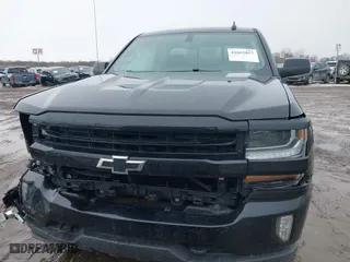 2018 Chevrolet Silverado 1500 LT with VIN 1GCVKREC0JZ323808, listed as a IAAI auction lot 41662857 with 138,110 mi miles. Bid and sale history available at carsss.com. Image 12.