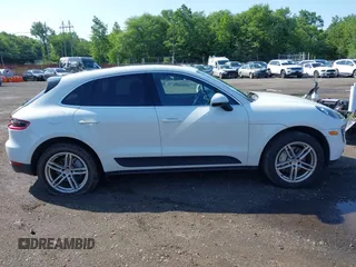 2017 Porsche Macan S with VIN WP1AB2A52HLB18936, listed as a IAAI auction lot 42550970 with 81,514 mi miles and . Bid and sale history available at DreamBid. Image 13.