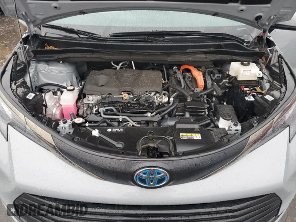 2022 Toyota Sienna XLE Woodland Edition with VIN 5TDASKFC7NS050054, listed as a Copart auction lot 84748544 with 0 mi miles and Salvage Title. Bid and sale history available at carsss.com. Image 12.