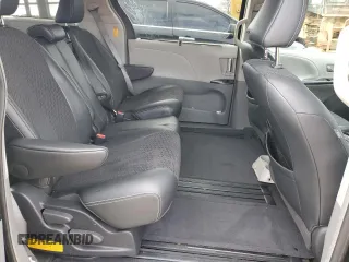 2014 Toyota Sienna SE with VIN 5TDXK3DC8ES512706, listed as a Copart auction lot 43325815 with 190,498 mi miles and Salvage Title. Bid and sale history available at DreamBid. Image 11.
