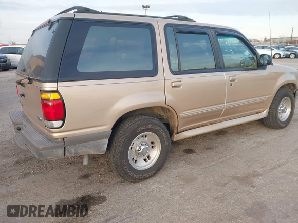 1996 Ford Explorer XL z VIN 1FMDU34X4TUD79706, wystawiony jako IAAI lot #41105853 z przebiegiem 152 175 mil mil oraz . Historia ofert i sprzedaży dostępna na DreamBid. Obrazek 13.
