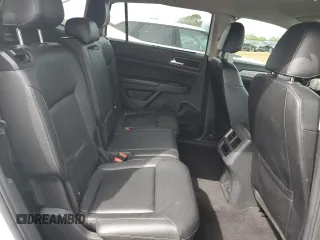 2018 Volkswagen Atlas SE z VIN 1V2CP2CA0JC595908, wystawiony jako Copart lot #50144705 z przebiegiem 123 992 mil mil oraz Szkoda całkowita • Salvage title. Historia ofert i sprzedaży dostępna na DreamBid. Obrazek 11.