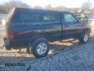 1997 Dodge 1500 z VIN 1B7HF16Z6VS112214, wystawiony jako Copart lot #85931574 z przebiegiem 247 433 mil mil oraz Czysty tytuł • Clean title. Historia ofert i sprzedaży dostępna na DreamBid. Obrazek 3.