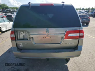 2008 Lincoln Navigator with VIN 5LMFL28518LJ12242, listed as a Copart auction lot 61677745 with 219,606 mi miles and Clean title. Bid and sale history available at DreamBid. Image 7.