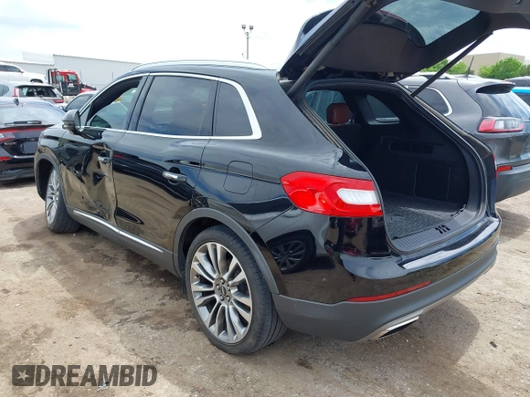 2017 Lincoln MKX Reserve z VIN 2LMPJ6LP6HBL47575, wystawiony jako IAAI lot #42147354 z przebiegiem 99 571 mil mil oraz . Historia ofert i sprzedaży dostępna na DreamBid. Obrazek 3.