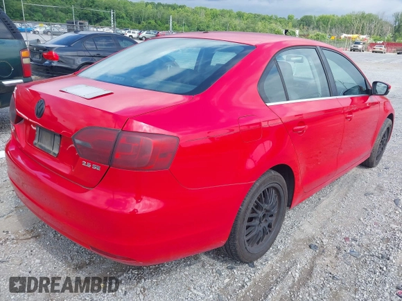 2013 Volkswagen Jetta SE с VIN 3VWDP7AJ7DM287155, выставлен на аукционе IAAI как лот 42483650 с пробегом 152 016 миль миль и . История ставок и продаж доступна на DreamBid. Изображение 4.