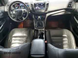 2013 Ford Escape SE z VIN 1FMCU9GX0DUA43966, wystawiony jako Copart lot #66152725 z przebiegiem 122 498 mil mil oraz Czysty tytuł • Clean title. Historia ofert i sprzedaży dostępna na DreamBid. Obrazek 8.