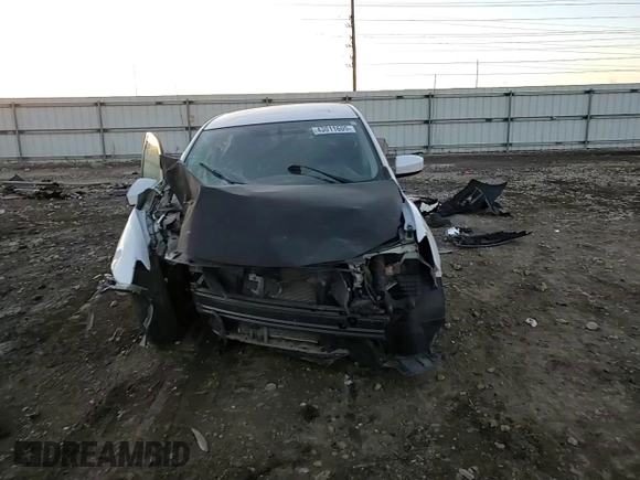 2014 Nissan Sentra SV with VIN 3N1AB7AP9EL663650, listed as a Copart auction lot 43011605 with Not Provided miles and Salvage Title. Bid and sale history available at DreamBid. Image 10.