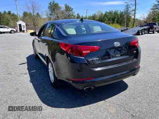 2012 Kia Optima LX with VIN 5XXGM4A78CG037869, listed as a Copart auction lot 55625495 with 147,455 mi miles and Clean Title. Bid and sale history available at carsss.com. Image 3.