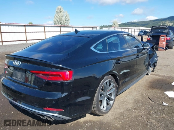 2018 Audi S5 Sportback Prestige z VIN WAUC4CF55JA009825, wystawiony jako IAAI lot #42086214 z przebiegiem 85 655 mil mil oraz . Historia ofert i sprzedaży dostępna na DreamBid. Obrazek 4.