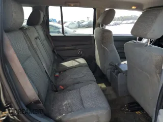 2006 Jeep Commander with VIN 1J8HG48K96C293473, listed as a Copart auction lot 70636554 with 240,013 mi miles and Salvage Title. Bid and sale history available at carsss.com. Image 11.