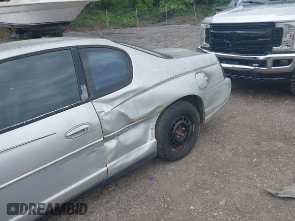 2004 Chevrolet Monte Carlo LS with VIN 2G1WW12E449349870, listed as a IAAI auction lot 42113593 with 240,972 mi miles. Bid and sale history available at carsss.com. Image 6.