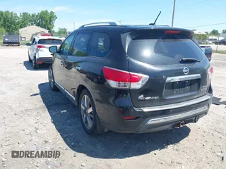 2014 Nissan Pathfinder S with VIN 5N1AR2MM7EC652571, listed as a IAAI auction lot 42641349 with 208,810 mi miles and . Bid and sale history available at DreamBid. Image 3.