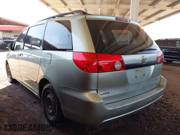 2007 Toyota Sienna CE with VIN 5TDZK23C47S058199, listed as a IAAI auction lot 41978011 with 203,941 mi miles. Bid and sale history available at carsss.com. Image 3.