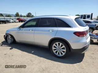 2020 Mercedes-Benz GLC 300 z VIN WDC0G8EB9LF676592, wystawiony jako Copart lot #54897605 z przebiegiem 20 925 mil mil oraz Szkoda całkowita • Salvage title. Historia ofert i sprzedaży dostępna na DreamBid. Obrazek 2.