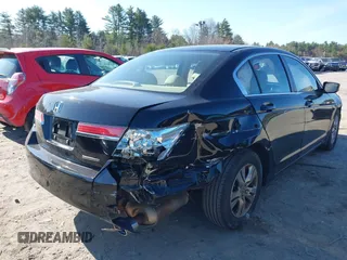 2012 Honda Accord SE z VIN 1HGCP2F61CA101404, wystawiony jako IAAI lot #42038839 z przebiegiem 121 506 mil mil oraz . Historia ofert i sprzedaży dostępna na DreamBid. Obrazek 4.