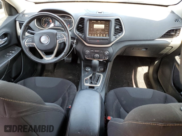 2016 Jeep Cherokee Latitude with VIN 1C4PJMCS1GW304073, listed as a Copart auction lot 60467055 with 74,826 mi miles and Salvage title. Bid and sale history available at DreamBid. Image 8.