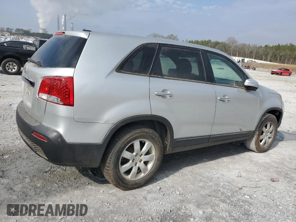 2011 Kia Sorento LX with VIN 5XYKT3A16BG133657, listed as a Copart auction lot 44111845 with 288,465 mi miles and Clean Title. Bid and sale history available at carsss.com. Image 3.