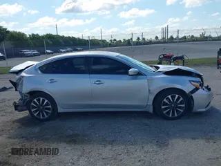 2016 Nissan Altima SR with VIN 1N4AL3AP3GC109477, listed as a IAAI auction lot 41512271 with 47,592 mi miles and . Bid and sale history available at DreamBid. Image 13.