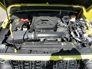 2024 Jeep Wrangler Rubicon z VIN 1C4RJXR64RW193946, wystawiony jako Copart lot #51693105 z przebiegiem 4 863 mil mil oraz Szkoda całkowita • Salvage title. Historia ofert i sprzedaży dostępna na DreamBid. Obrazek 14.