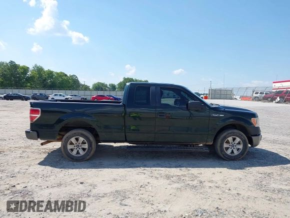2014 Ford F-150 XL z VIN 1FTEX1CM2EFB18156, wystawiony jako IAAI lot #42564598 z przebiegiem 211 893 mil mil oraz . Historia ofert i sprzedaży dostępna na DreamBid. Obrazek 13.