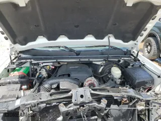 2007 Chevrolet Silverado 1500 LT w/1LT with VIN 1GCEC19J57Z521185, listed as a Copart auction lot 65677314 with 243,650 mi miles and Non Repairable. Bid and sale history available at carsss.com. Image 11.