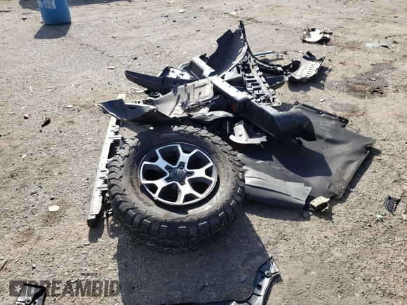 2022 Jeep Wrangler Unlimited Rubicon with VIN 1C4HJXFG5NW218596, listed as a Copart auction lot 42034614 with 40,085 mi miles and Salvage title. Bid and sale history available at DreamBid. Image 12.