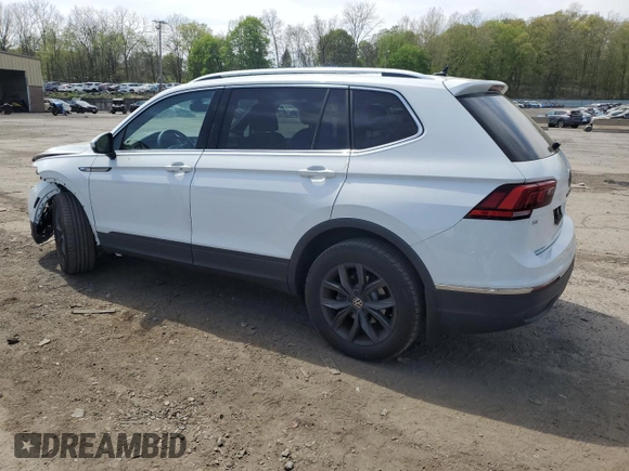 2024 Volkswagen Tiguan SE with VIN 3VVMB7AXXRM077048, listed as a Copart auction lot 54885705 with 9,414 mi miles and Salvage title. Bid and sale history available at DreamBid. Image 2.