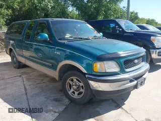 1997 Ford F-150 z VIN 1FTDX1766VKD25311, wystawiony jako IAAI lot #42240286 z przebiegiem 244 360 mil mil oraz . Historia ofert i sprzedaży dostępna na DreamBid. Obrazek 1.