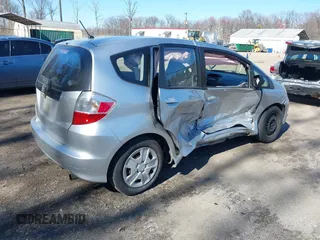 2013 Honda Fit with VIN JHMGE8H38DC048569, listed as a IAAI auction lot 41898777 with 130,461 mi miles. Bid and sale history available at carsss.com. Image 4.