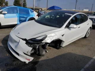2023 Tesla Model 3 z VIN 5YJ3E1EA0PF647709, wystawiony jako Copart lot #60292385 z przebiegiem 26 943 mil mil oraz Szkoda całkowita • Salvage title. Historia ofert i sprzedaży dostępna na DreamBid. Obrazek 1.