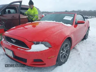 2014 Ford Mustang V6 with VIN 1ZVBP8EM5E5224774, listed as a IAAI auction lot 41620063 with 80,139 mi miles. Bid and sale history available at carsss.com. Image 2.