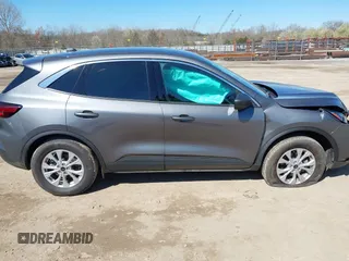 2024 Ford Escape Active with VIN 1FMCU9GN9RUB05922, listed as a IAAI auction lot 41838933 with 1,637 mi miles. Bid and sale history available at carsss.com. Image 13.