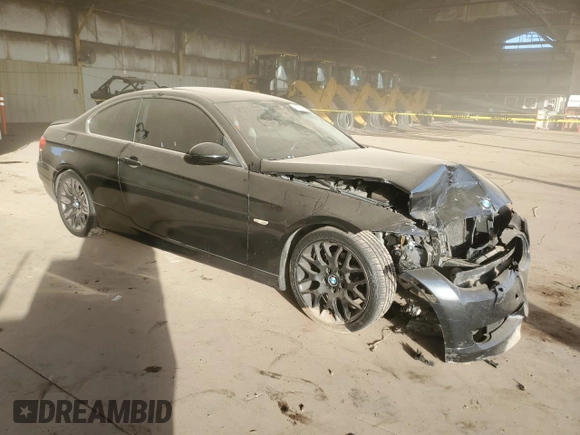 2007 BMW 3 Series 328i with VIN WBAWV13527P117800, listed as a Copart auction lot 88556335 with 173,268 mi miles and Salvage title. Bid and sale history available at DreamBid. Image 4.