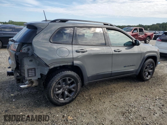 2020 Jeep Cherokee Latitude with VIN 1C4PJMCX6LD645714, listed as a Copart auction lot 69430894 with 15,430 mi miles and Salvage Title. Bid and sale history available at carsss.com. Image 3.