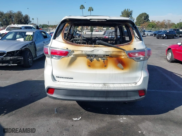 2016 Toyota Highlander LE with VIN 5TDZARFHXGS021502, listed as a IAAI auction lot 40749757 with 1 mi miles. Bid and sale history available at carsss.com. Image 15.